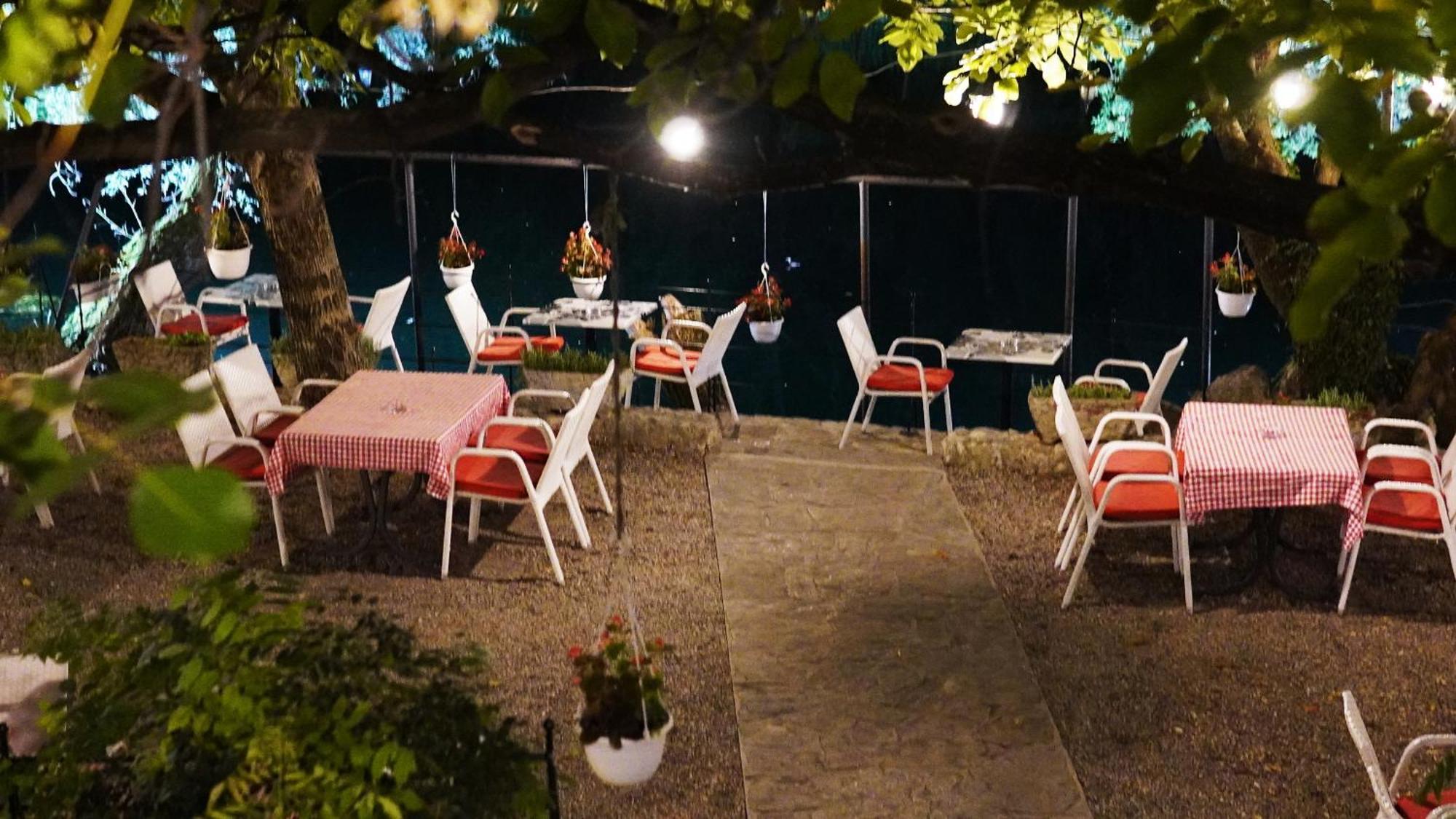 Hotel Vila Ivankovic Buna Exteriör bild
